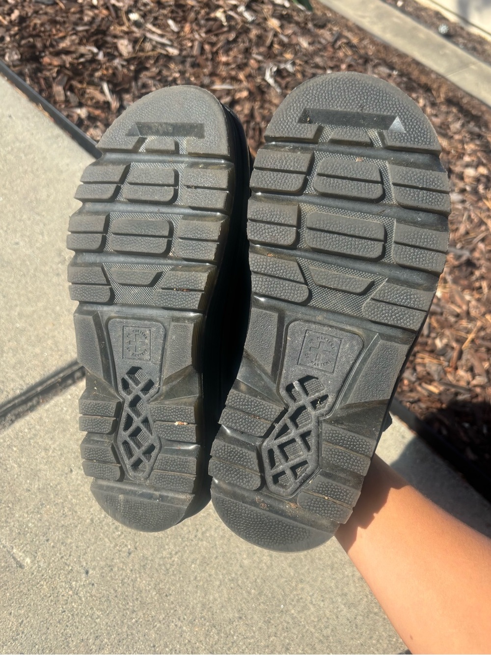 Clogs - Picture 10 of 12
